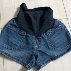 Motherhood Maternity shorts